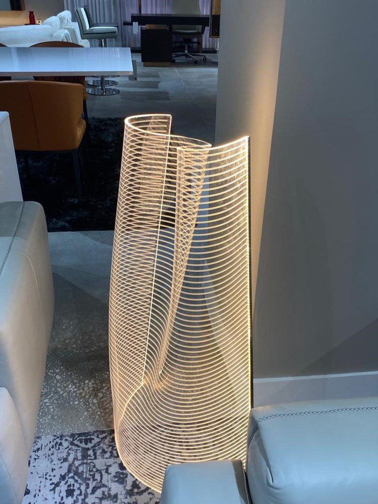 Wave Floor Lamp